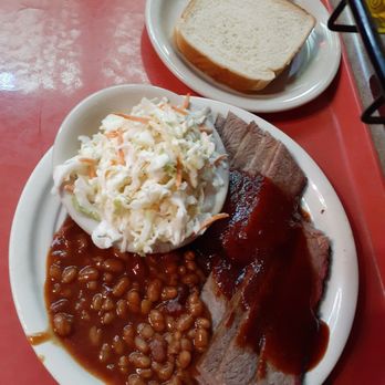 Stubby's BBQ - Sliced brisket with red sauce, beans, and slaw - Barbeque Near Me - Hot Springs, Arkansas Stubby's BBQ - Sliced brisket with red sauce, beans, and slaw - Barbeque Near Me - Hot Springs, Arkansas