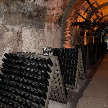 Champagne Pommery - Wineries Near Me - Reims, 51