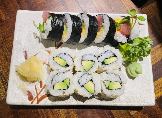 Fishmandu Sushi by null