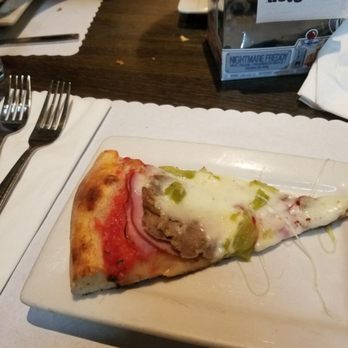 Chi Chi's Pizza - Pizza Near Me - Northridge, California Chi Chi's Pizza - Pizza Near Me - Northridge, California