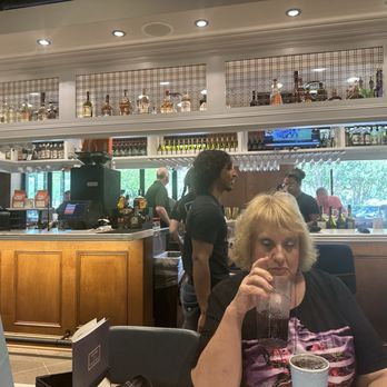 Black Walnut Café - Facing the bar - Cafes Near Me - Katy, Texas