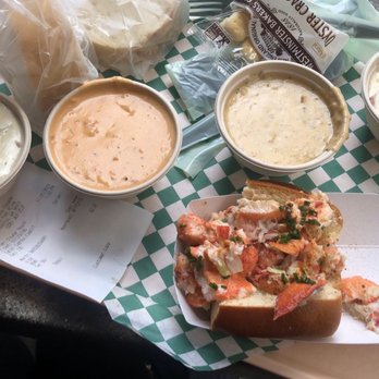 Pike Place Chowder - Sampler chowder ($1 off with yelp check in): L to R: original, salmon, oyster& crab, seared scallops and half Maine lobster roll - Seafood Near Me - Seattle, Washington Pike Place Chowder - Sampler chowder ($1 off with yelp check in): L to R: original, salmon, oyster& crab, seared scallops and half Maine lobster roll - Seafood Near Me - Seattle, Washington