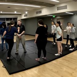 Streetwise Self Defense - Teaching a women's leadership development organization at UC Berkeley