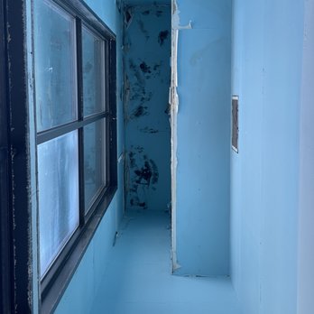 H2Oasis Indoor Waterpark - mold in entryway up high on ceiling - Water Parks Near Me - Anchorage, Alaska H2Oasis Indoor Waterpark - mold in entryway up high on ceiling - Water Parks Near Me - Anchorage, Alaska