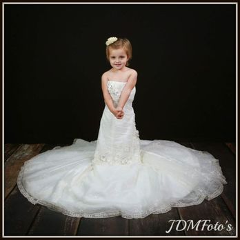 JDM Photography - Dressed in Moms wedding dress - Session Photography Near Me JDM Photography - Dressed in Moms wedding dress - Session Photography Near Me
