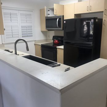 Amcor Construction - Kitchen before - General Contractors Near Me