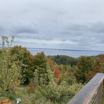 Suttons Bay Ciders - Breweries Near Me - Suttons Bay, Michigan