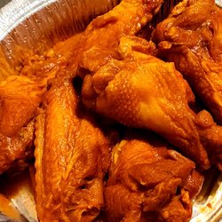 Mama Luna's Restaurant & Pizzeria - Buffalo Wings