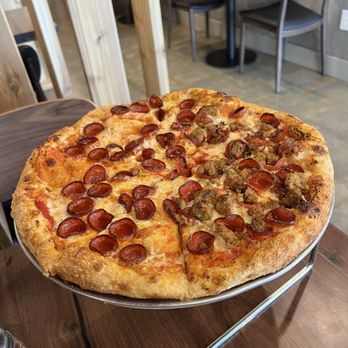 Pizza Parlor - Pizza Near Me - Long Beach, California Pizza Parlor - Pizza Near Me - Long Beach, California