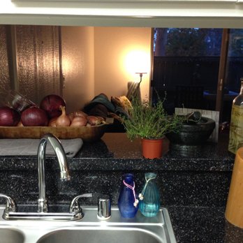 Mylenia Cleaning - Kitchen top on Mylenia Day - YT W., 12/30/16 - Home Cleaning Near Me