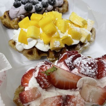 Croffle House - Blueberry, mango and strawberry croffles - Bakeries Near Me - Flushing, New York Croffle House - Blueberry, mango and strawberry croffles - Bakeries Near Me - Flushing, New York