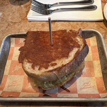 The Meteor - Pizza Near Me - Dallas, Texas