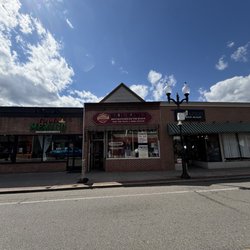 Karl Ehmer Quality Meats - Exterior