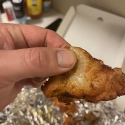 DoubleDave's Pizzaworks - Bone-in Hot Wings
