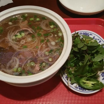 Saigon Pho - Hopefully you can see the grease in the broth. - Vietnamese Near Me - Tucson, Arizona Saigon Pho - Hopefully you can see the grease in the broth. - Vietnamese Near Me - Tucson, Arizona