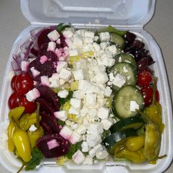 Enzo's Pizzeria - Greek salad
