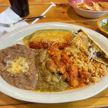 El Jacalito - Combination plate was amazing. Requested red and green. - Mexican Near Me - Las Cruces, New Mexico El Jacalito - Combination plate was amazing. Requested red and green. - Mexican Near Me - Las Cruces, New Mexico