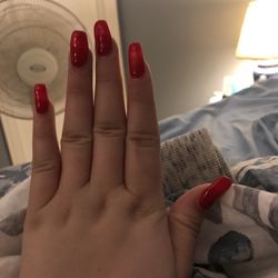 Tiffany Nails - All crooked