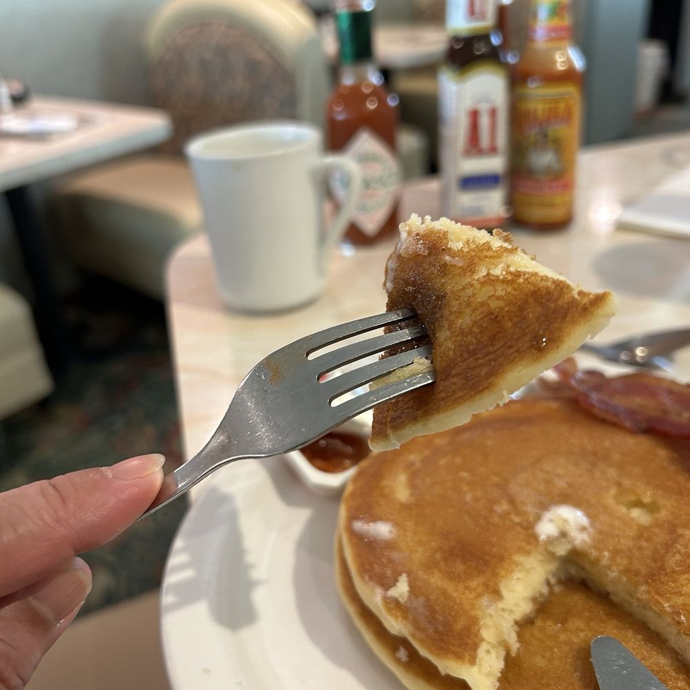 Pancakes R Us - Montclair - 10/18/24 Fluffy pancakes - Pancakes Near Me - Montclair, California Pancakes R Us - Montclair - 10/18/24 Fluffy pancakes - Pancakes Near Me - Montclair, California