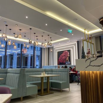 Evviva Breakfast & Lunch - Inside - Breakfast & Brunch Near Me - Toronto, Ontario Evviva Breakfast & Lunch - Inside - Breakfast & Brunch Near Me - Toronto, Ontario
