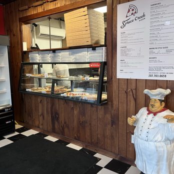 Spruce Creek Pizza - Pizza Near Me - Kittery, Maine Spruce Creek Pizza - Pizza Near Me - Kittery, Maine