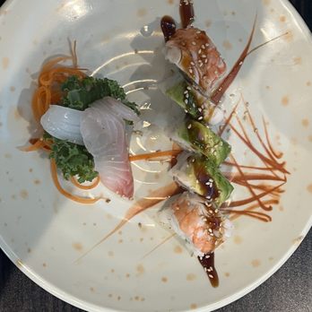 Sakari Sushi - S8. Dragon Roll (half) Red snapper sashimi Squid sashimi - Sushi Bars Near Me - Suffolk, Virginia Sakari Sushi - S8. Dragon Roll (half) Red snapper sashimi Squid sashimi - Sushi Bars Near Me - Suffolk, Virginia