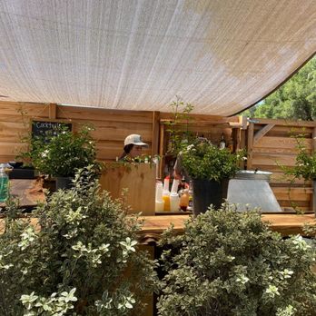 HOOK’d Bar and Grill - Great outdoor seating with bar - Breakfast & Brunch Near Me - Santa Barbara, California HOOK’d Bar and Grill - Great outdoor seating with bar - Breakfast & Brunch Near Me - Santa Barbara, California