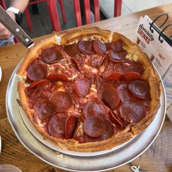 Giordano's - Deep Dish Pepperoni with Garlic Crust - Salad Near Me - Las Vegas, Nevada Giordano's - Deep Dish Pepperoni with Garlic Crust - Salad Near Me - Las Vegas, Nevada