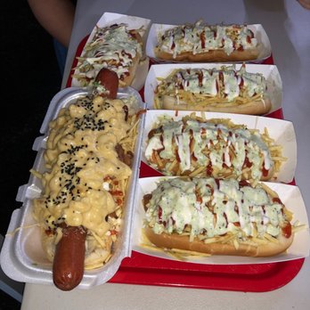 Alpha Dog - Food Trucks Near Me - Miami, Florida