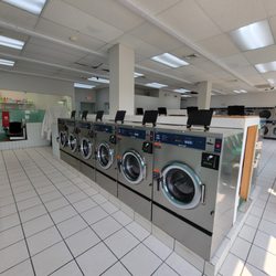 Bubba Sudds Laundromat - 22 new 20lb, 40lb, and 60lb dryers