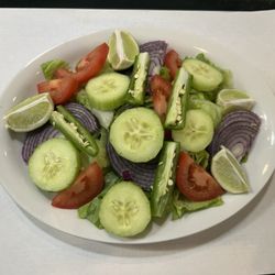 Turmeric Hut - Indian Restaurant - Salad