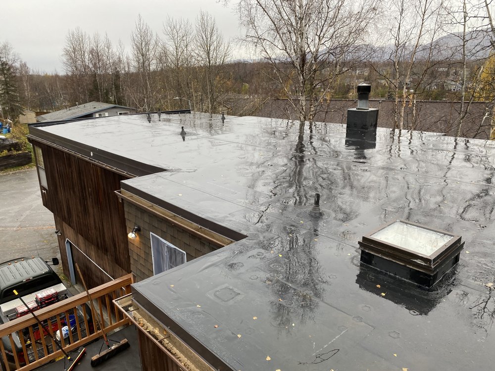 Slide of Three Nails Services