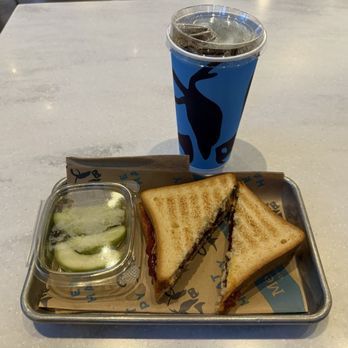 Mendocino Farms - Salad Near Me - Seattle, Washington Mendocino Farms - Salad Near Me - Seattle, Washington