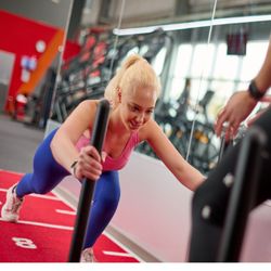 Snap Fitness - To help people create positive lifestyle habits that make them feel fantastic.