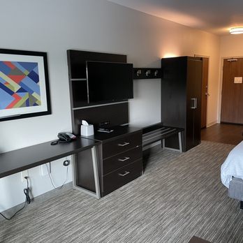 Holiday Inn Express & Suites Red Wing - Hotels Near Me - Red Wing, Minnesota Holiday Inn Express & Suites Red Wing - Hotels Near Me - Red Wing, Minnesota