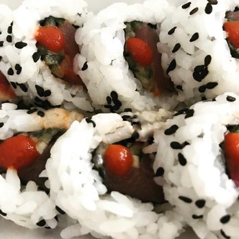 Da Pineapple Grill - A classic roll of spicy tuna and cucumber topped with black sesame seeds 😍👍 for only $8.95 - Asian Fusion Near Me - Rexburg, Idaho