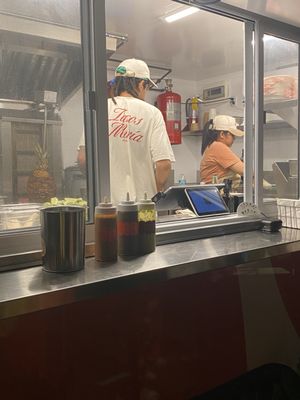 Tacos María by null