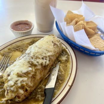 Rocio's Mexican Restaurant - Chile Verde wet burrito Chips and Salsa Large Horchata - Mexican Near Me - Fresno, California Rocio's Mexican Restaurant - Chile Verde wet burrito Chips and Salsa Large Horchata - Mexican Near Me - Fresno, California