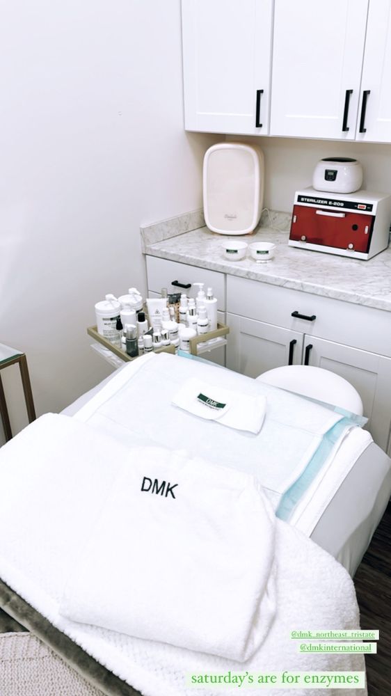 THE SKIN SUITE BY KASEY Updated March 2024 11 Photos 1500