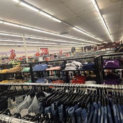 K&G Fashion Superstore - Inside