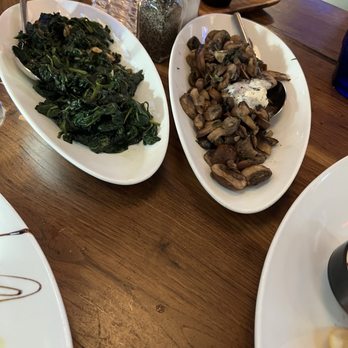 Stefani Prime - Garlic spinach sauce and mushrooms - Italian Near Me - Lincolnwood, Illinois Stefani Prime - Garlic spinach sauce and mushrooms - Italian Near Me - Lincolnwood, Illinois