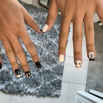 Bloom Nail & Spa - Nail Salons Near Me - Cedar Park, Texas
