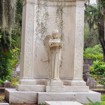 Bonaventure Cemetery Tours - Historical Tours Near Me - Savannah, Georgia Bonaventure Cemetery Tours - Historical Tours Near Me - Savannah, Georgia