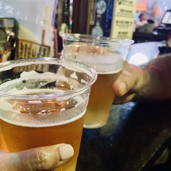 The Red Door Saloon - Dive Bars Near Me - Destin, Florida