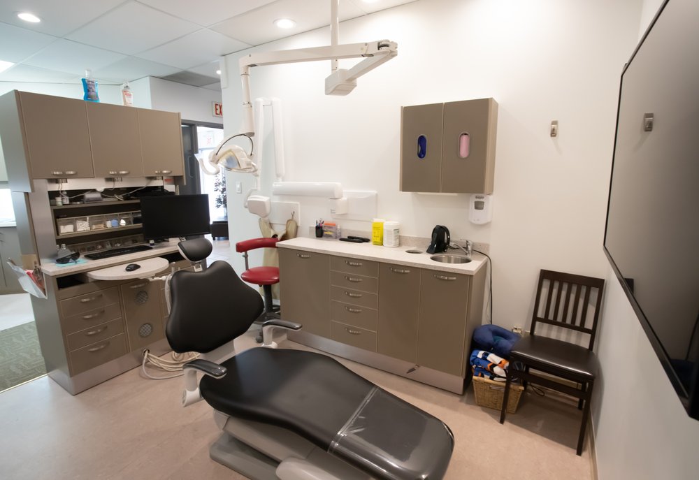 Embrace Dental Care 15 Photos General Dentistry 20 Douglas Woods Dr Se 12 Calgary Ab Phone Number
