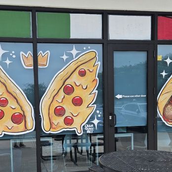 Frankie’s Italian Deli - Outside few patio tables - Delis Near Me - Riverview Fl, Florida