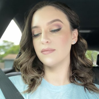 Blo Blow Dry Bar - Hair and makeup by Ashley - Hair Stylists Near Me - Orlando, Florida Blo Blow Dry Bar - Hair and makeup by Ashley - Hair Stylists Near Me - Orlando, Florida