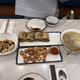 Signature Beef Noodle Soup (3P) Chicken Spicy Wontons (3P) Crispy Tofu (3P) Beef Roll Pancake (3P) Signature Beef Noodle Soup (3P) Chicken Spicy Wontons (3P) Crispy Tofu (3P) Beef Roll Pancake (3P)
