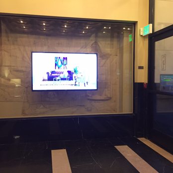 Garment Lofts - Lobby by the front door - Apartments Near Me - Los Angeles, California