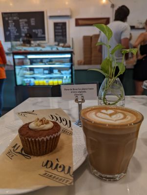 Lucía - Patisserie+Café by null